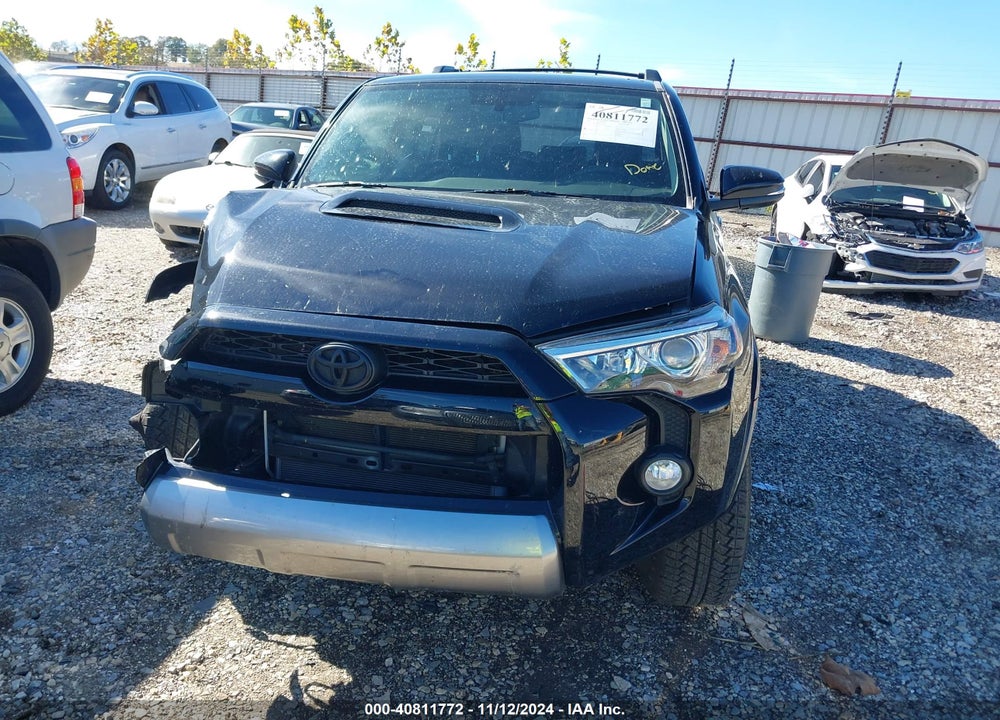 2019 TOYOTA 4RUNNER TRD OFF ROAD PREMIUM VIN: JTEBU5JR9K5723872