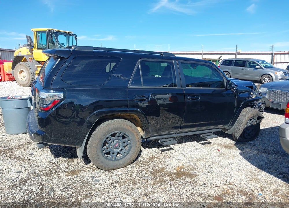 2019 TOYOTA 4RUNNER TRD OFF ROAD PREMIUM VIN: JTEBU5JR9K5723872