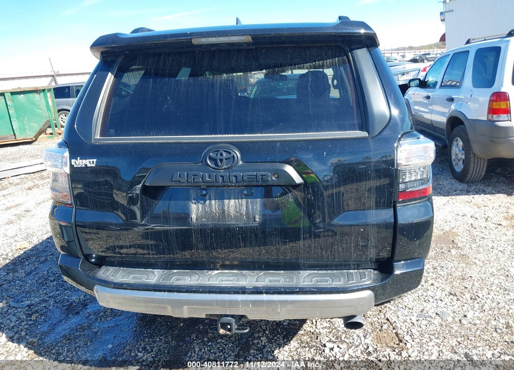 2019 TOYOTA 4RUNNER TRD OFF ROAD PREMIUM VIN: JTEBU5JR9K5723872