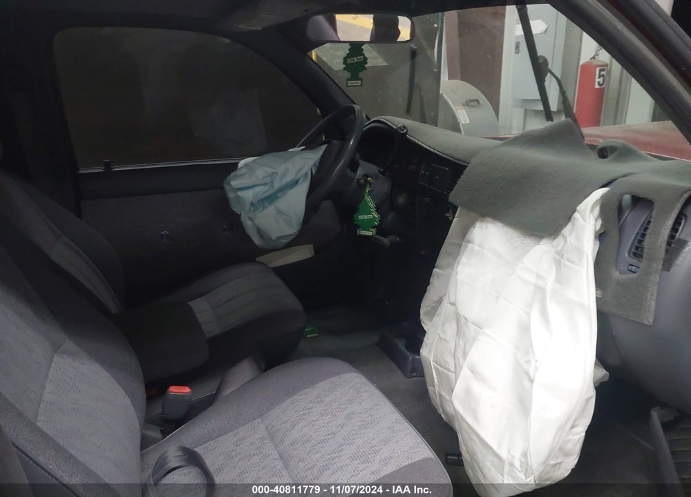 1999 TOYOTA TACOMA VIN: 4TAVL52N8XZ432453