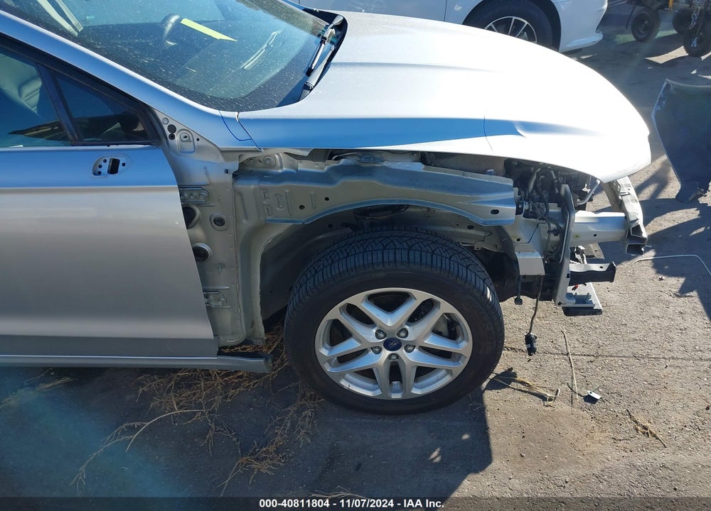 2014 FORD FUSION SE VIN: 1FA6P0H70E5404892