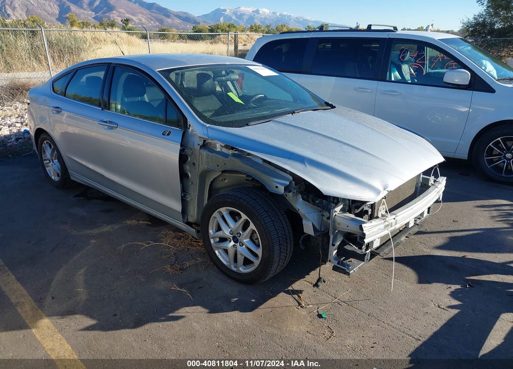 2014 FORD FUSION SE VIN: 1FA6P0H70E5404892