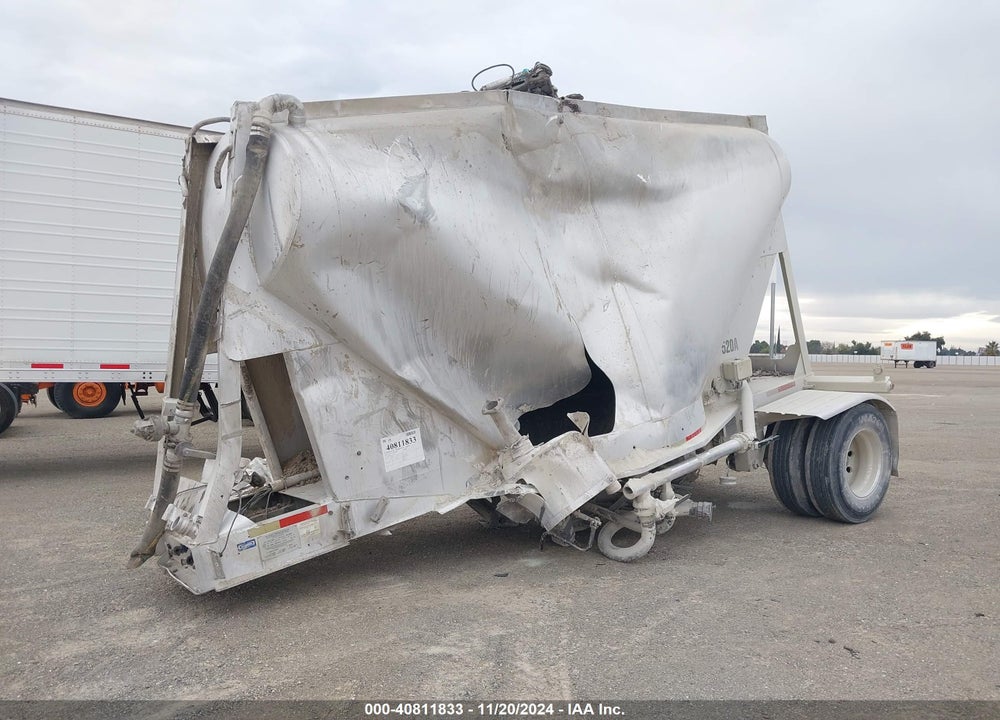 2001 BEALL TRANS-LINER --- VIN: 1BN2B19141P029572
