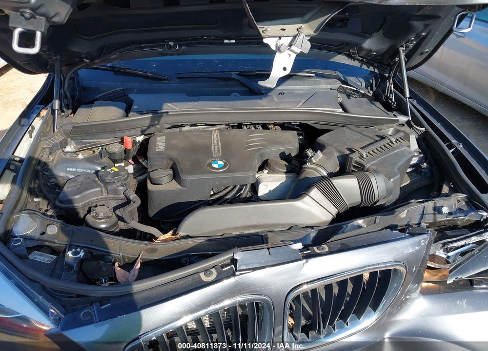 2015 BMW X1 XDRIVE28I VIN: WBAVL1C52FVY38646