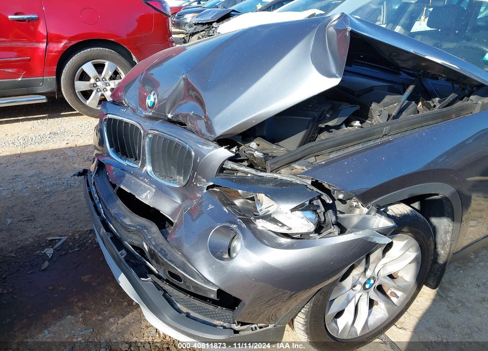 2015 BMW X1 XDRIVE28I VIN: WBAVL1C52FVY38646