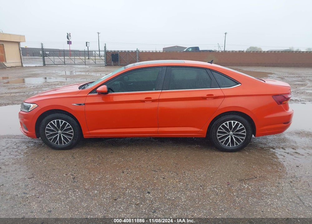 2019 VOLKSWAGEN JETTA 1.4T SEL VIN: 3VWE57BU5KM247852