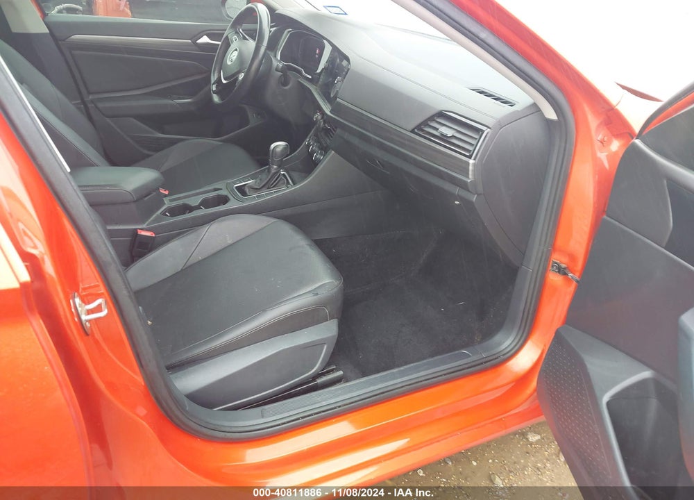 2019 VOLKSWAGEN JETTA 1.4T SEL VIN: 3VWE57BU5KM247852