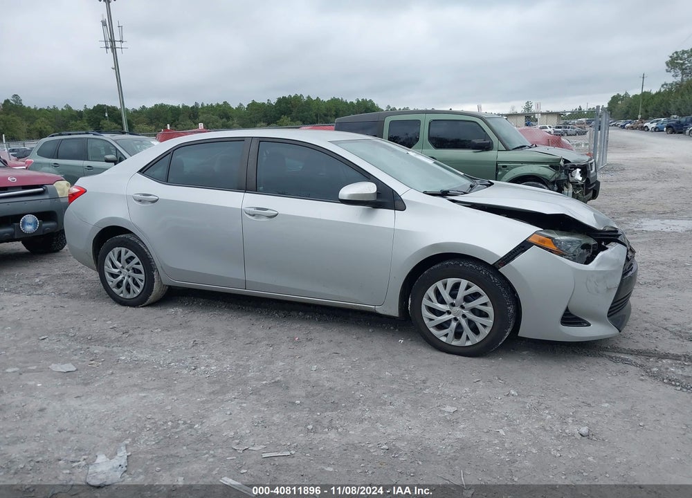 2017 TOYOTA COROLLA LE VIN: 5YFBURHE5HP683087