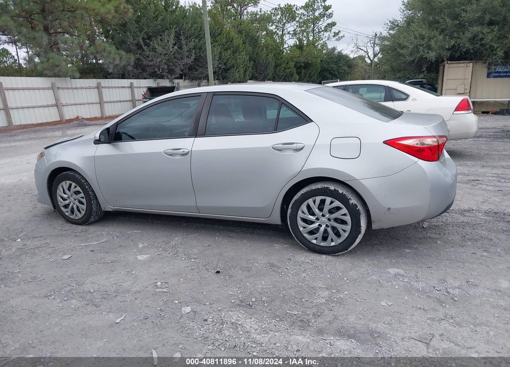 2017 TOYOTA COROLLA LE VIN: 5YFBURHE5HP683087