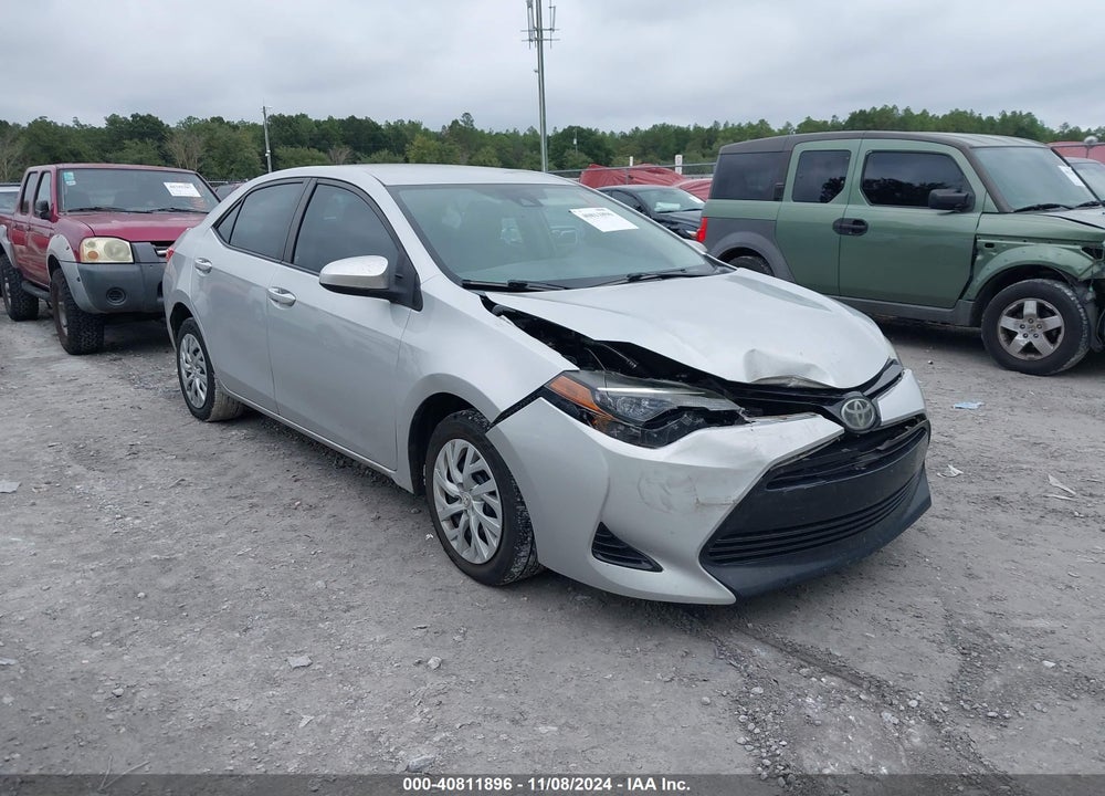 2017 TOYOTA COROLLA LE VIN: 5YFBURHE5HP683087