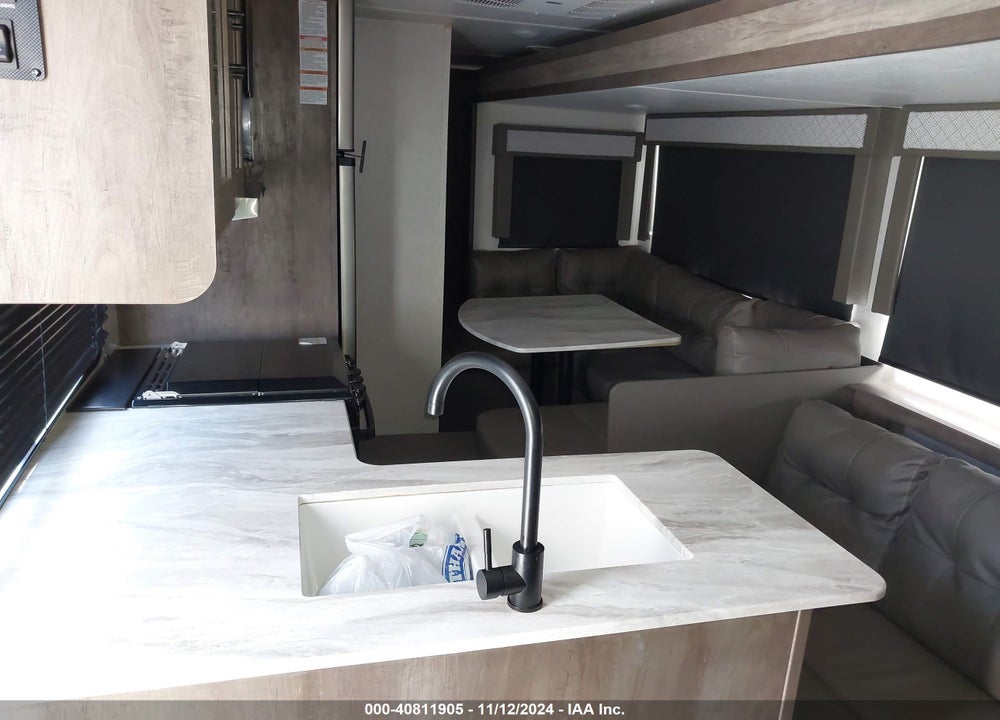 2021 FORE RIVER SALE VIN: 4X4TSMD22M7423244