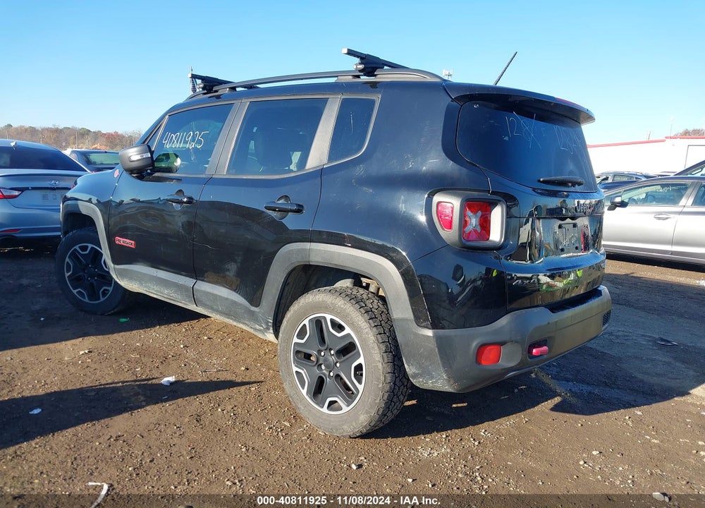2017 JEEP RENEGADE TRAILHAWK 4X4 VIN: ZACCJBCBXHPG12845