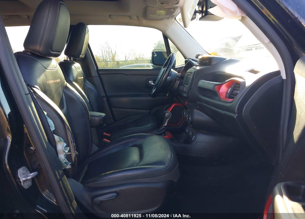 2017 JEEP RENEGADE TRAILHAWK 4X4 VIN: ZACCJBCBXHPG12845