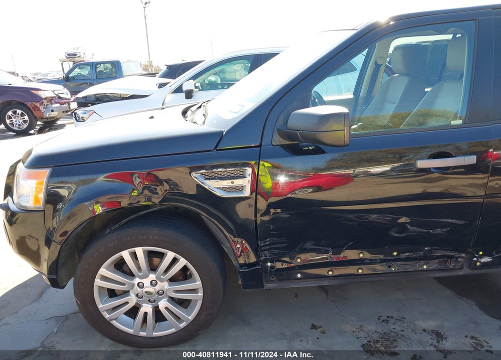 2010 LAND ROVER LR2 HSE VIN: SALFR2BNXAH154375