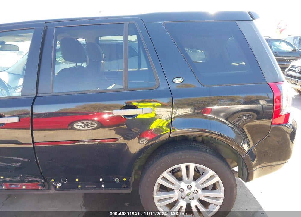 2010 LAND ROVER LR2 HSE VIN: SALFR2BNXAH154375