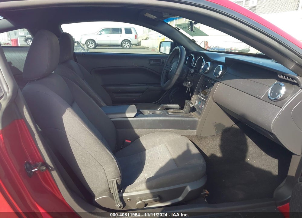 2005 FORD MUSTANG V6 DELUXE/V6 PREMIUM VIN: 1ZVFT80N455104879