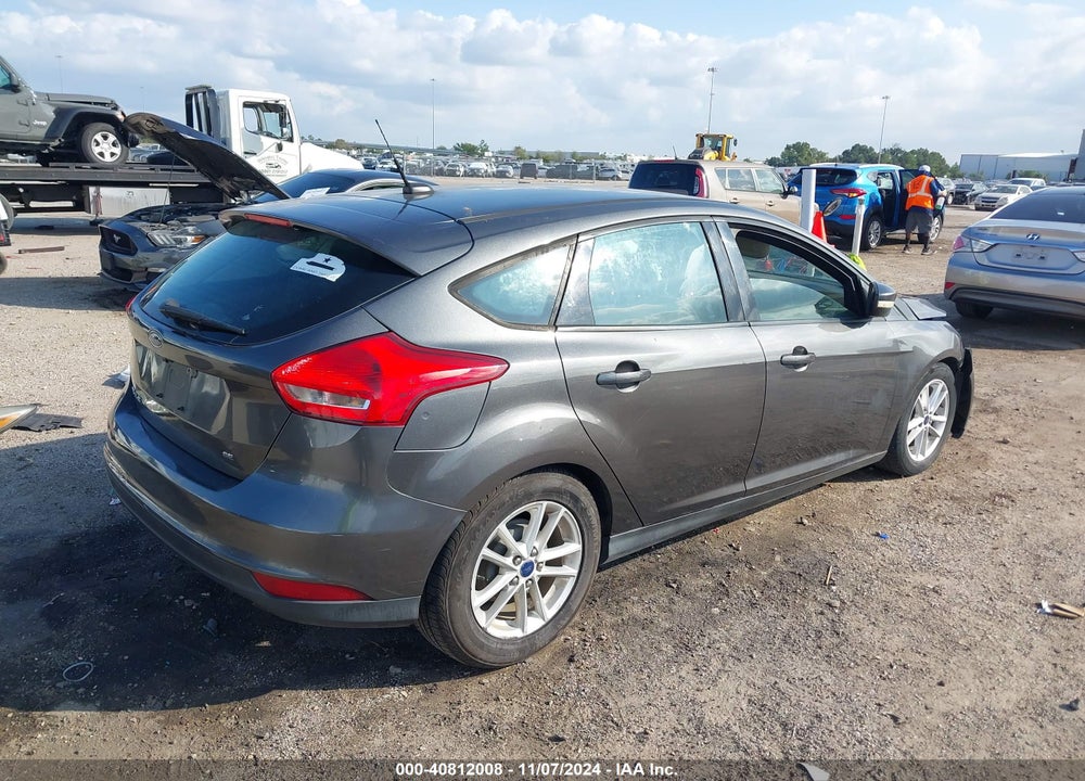 2015 FORD FOCUS SE VIN: 1FADP3K24FL263392