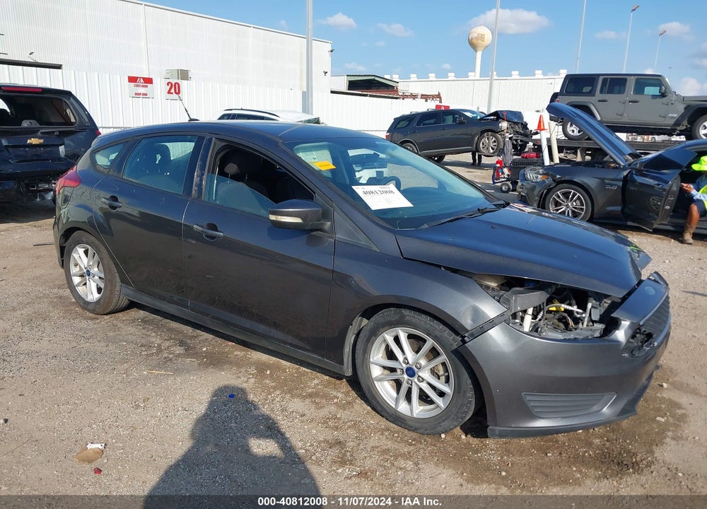 2015 FORD FOCUS SE VIN: 1FADP3K24FL263392
