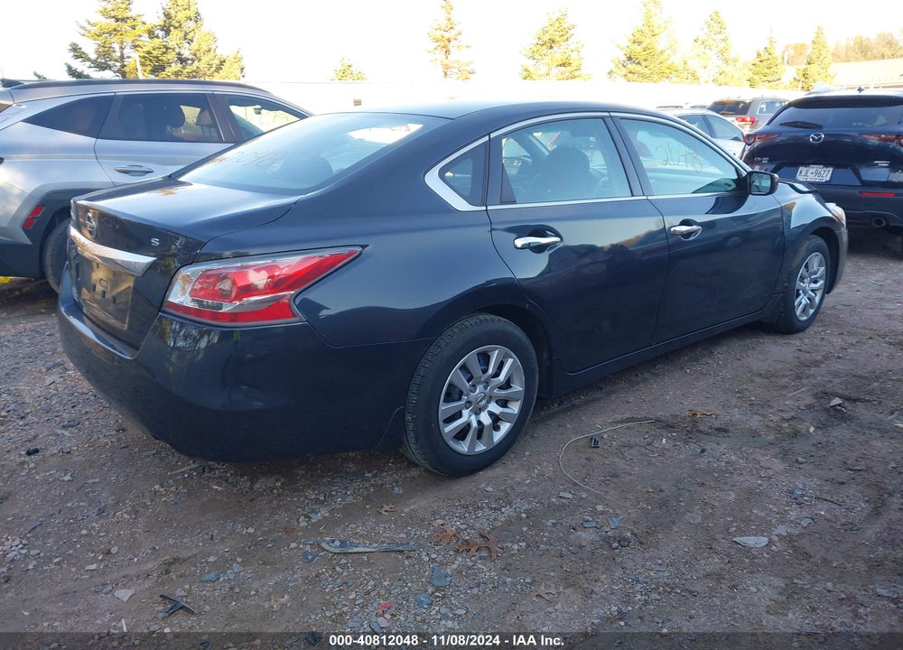 2015 NISSAN ALTIMA VIN: 1N4AL3AP4FC571304