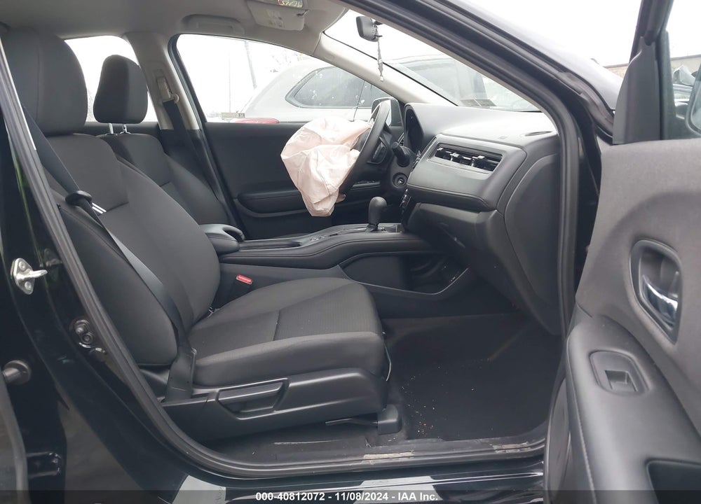 2019 HONDA HR-V LX VIN: 3CZRU6H38KG723567
