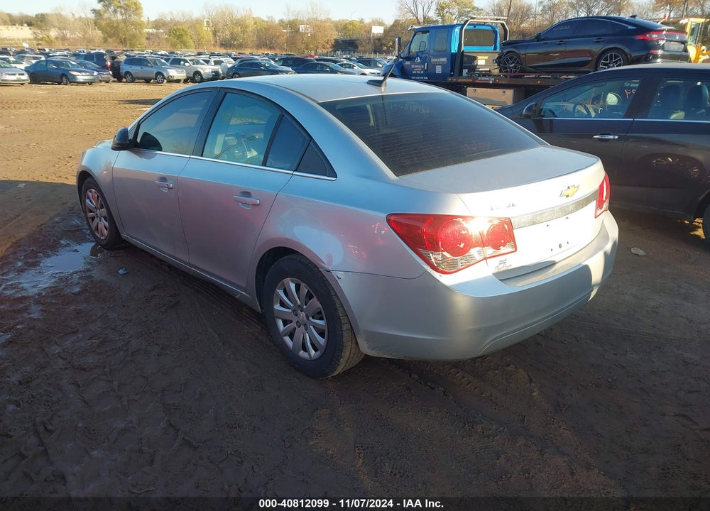 2011 CHEVROLET CRUZE LS VIN: 1G1PC5SH8B7220690