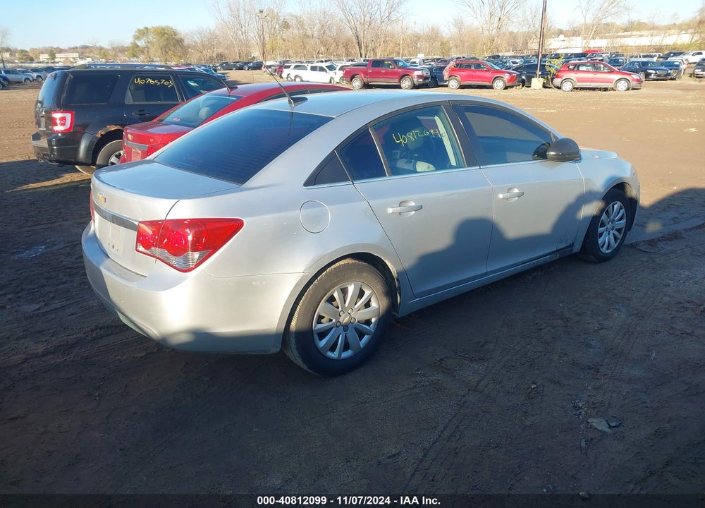 2011 CHEVROLET CRUZE LS VIN: 1G1PC5SH8B7220690