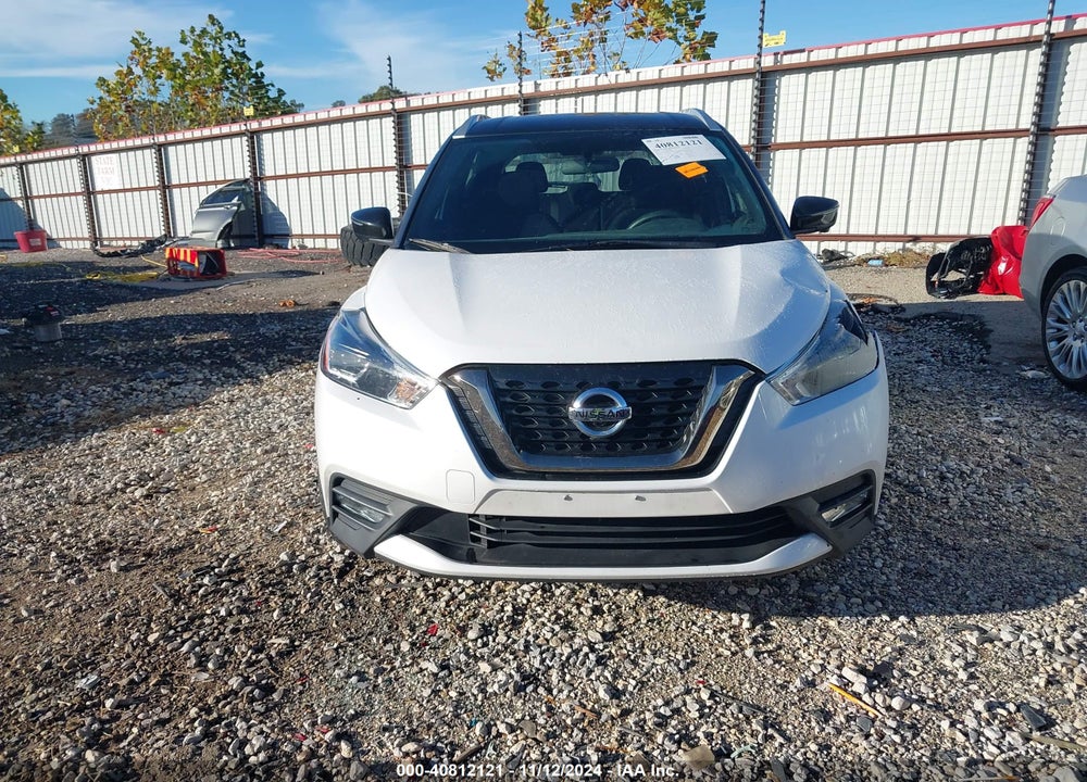 2019 NISSAN KICKS SR VIN: 3N1CP5CU0KL545645