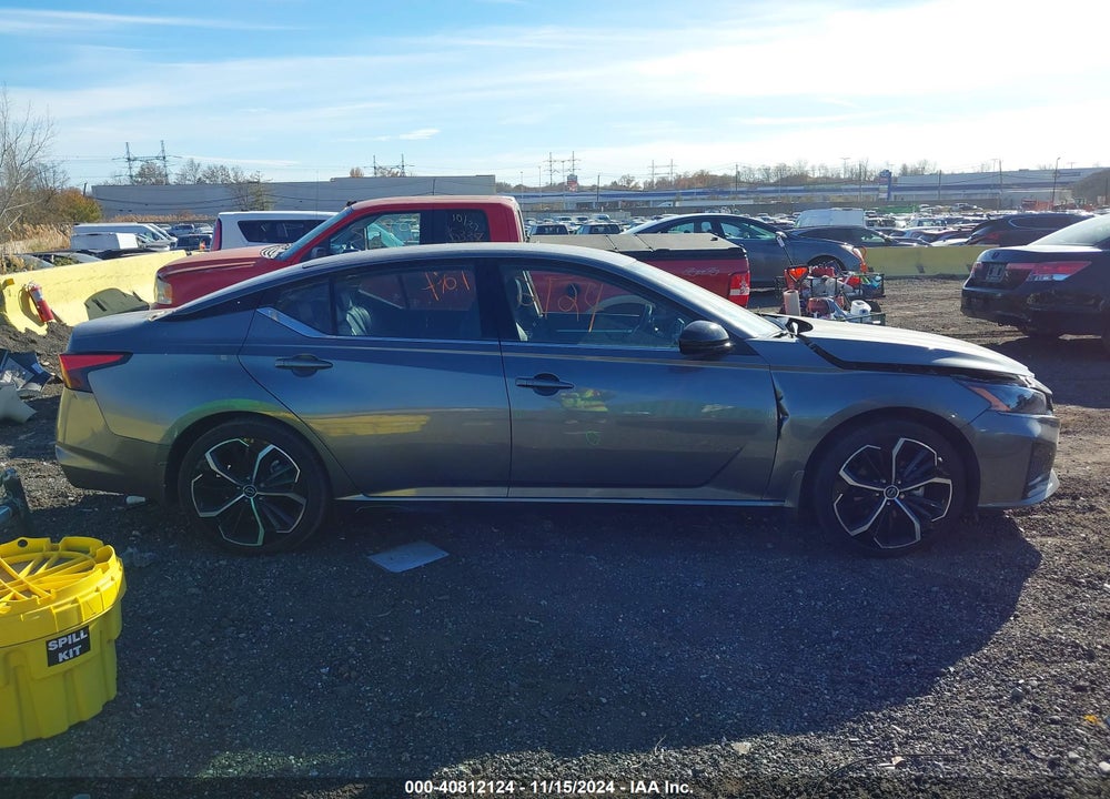 2023 NISSAN ALTIMA SR FWD VIN: 1N4BL4CV0PN375095