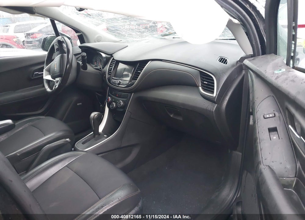 2019 CHEVROLET TRAX VIN: 3GNCJLSB2KL245454