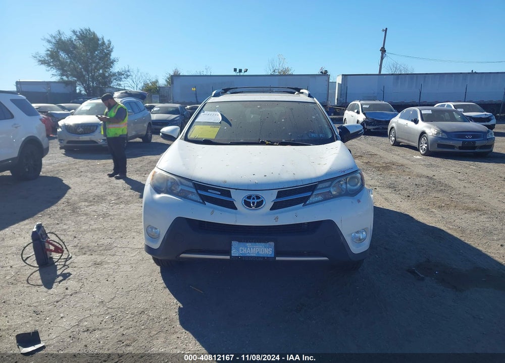 2014 TOYOTA RAV4 XLE VIN: JTMRFREV0ED070483