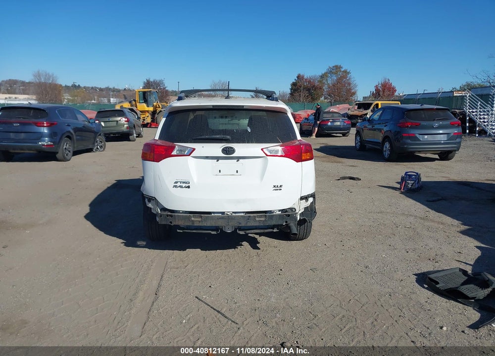2014 TOYOTA RAV4 XLE VIN: JTMRFREV0ED070483