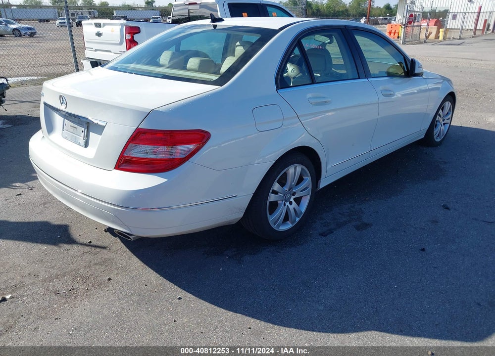 2008 MERCEDES-BENZ C 300 LUXURY/SPORT VIN: WDDGF54X48F132792