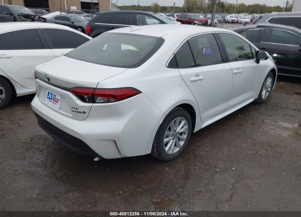 2024 TOYOTA COROLLA HYBRID XLE VIN: JTDBCMFE7RJ034079