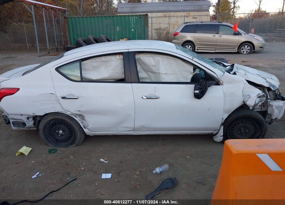 2018 NISSAN VERSA 1.6 SV VIN: 3N1CN7AP9JL887950