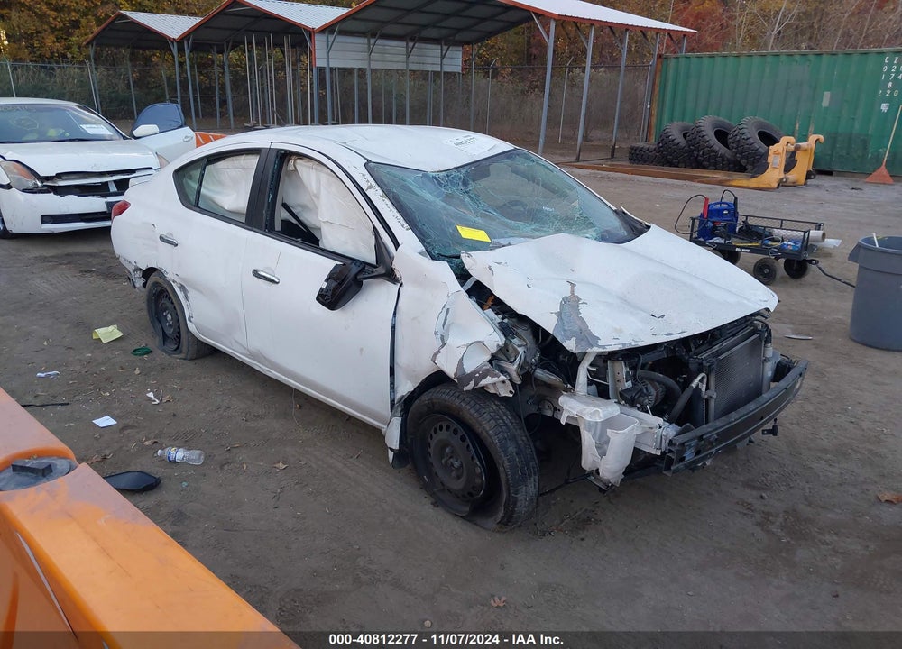 2018 NISSAN VERSA 1.6 SV VIN: 3N1CN7AP9JL887950