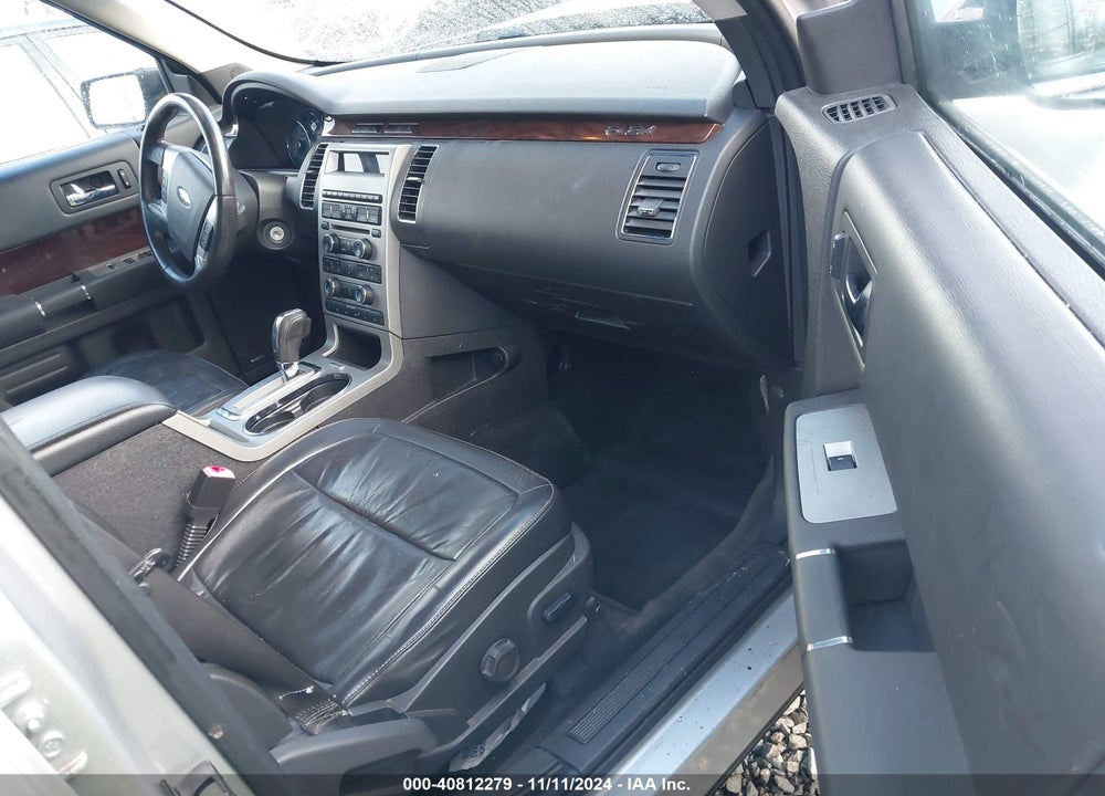 2009 FORD FLEX SEL VIN: 2FMDK52C39BA46025