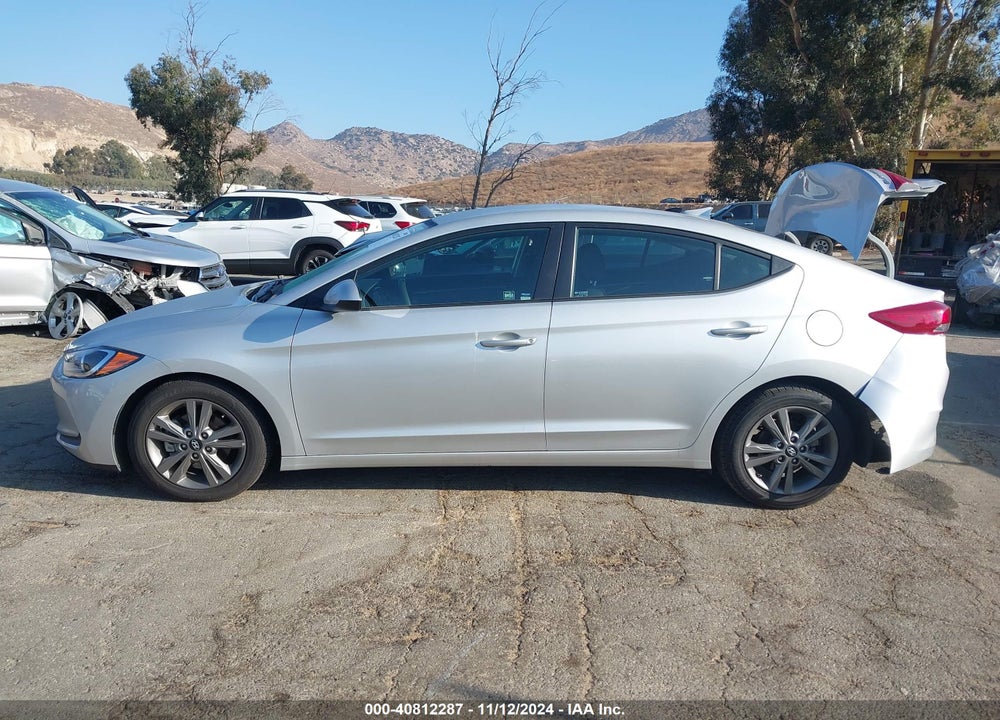 2018 HYUNDAI ELANTRA SEL VIN: 5NPD84LF8JH268798