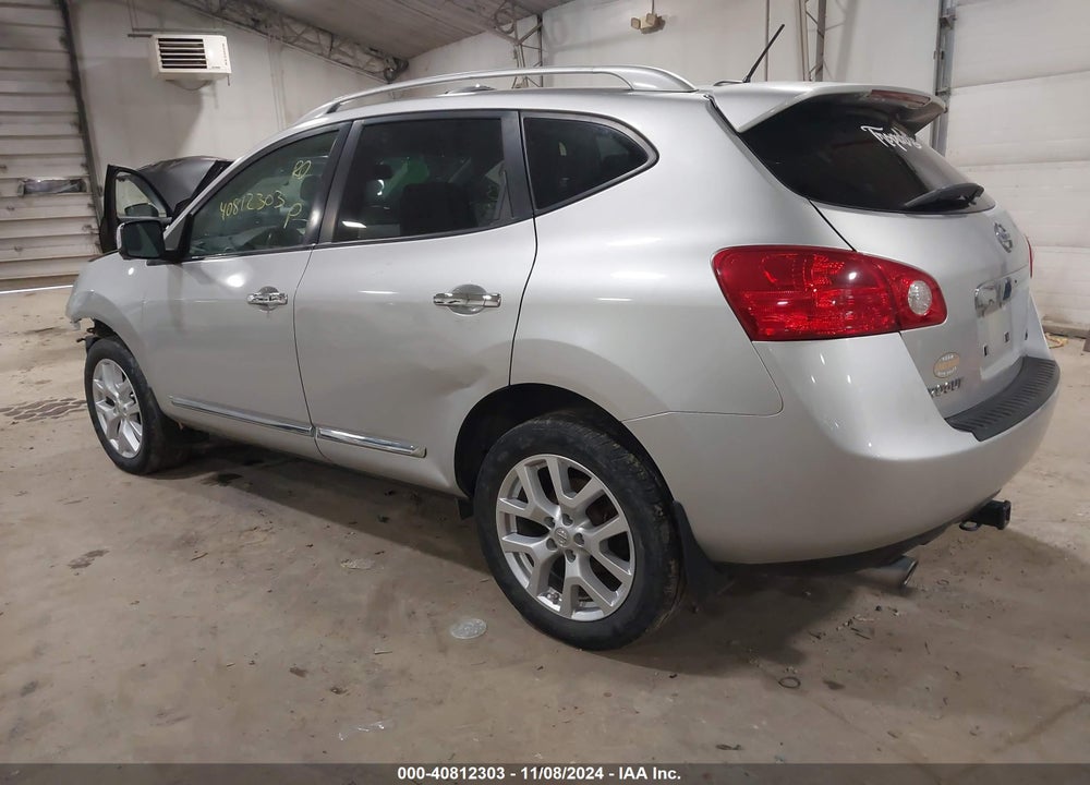 2013 NISSAN ROGUE SV W/SL PKG VIN: JN8AS5MV2DW129074