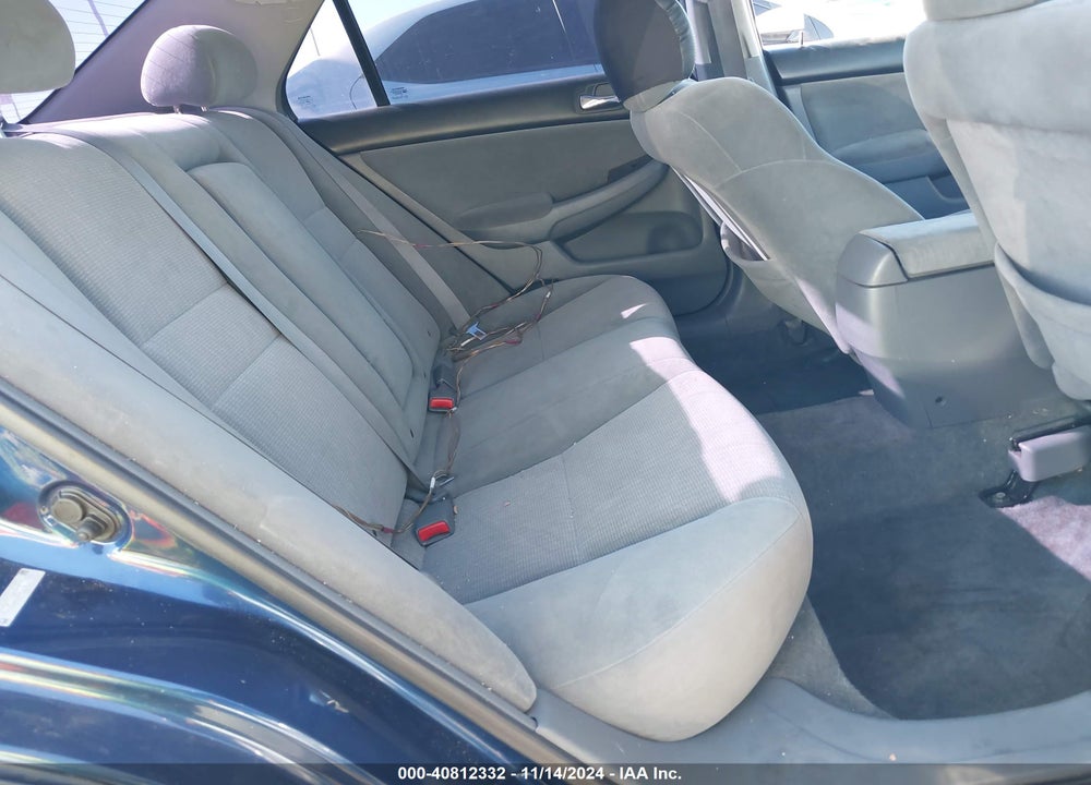 2005 HONDA ACCORD 2.4 LX VIN: 1HGCM56405A102345