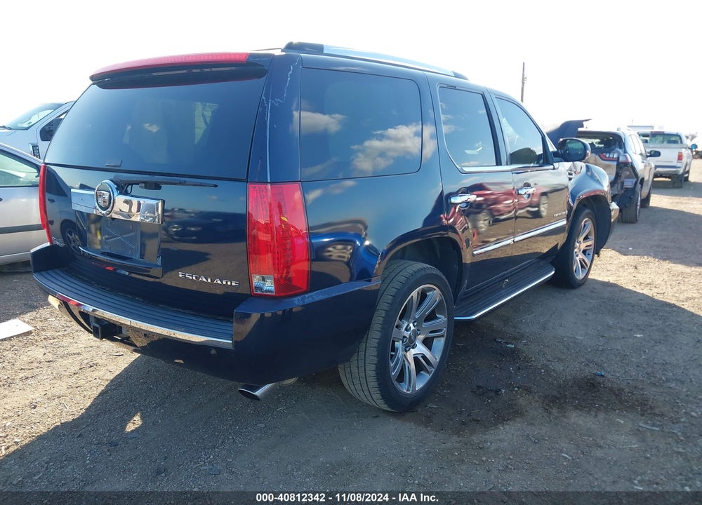 2008 CADILLAC ESCALADE STANDARD VIN: 1GYEC63878R222179