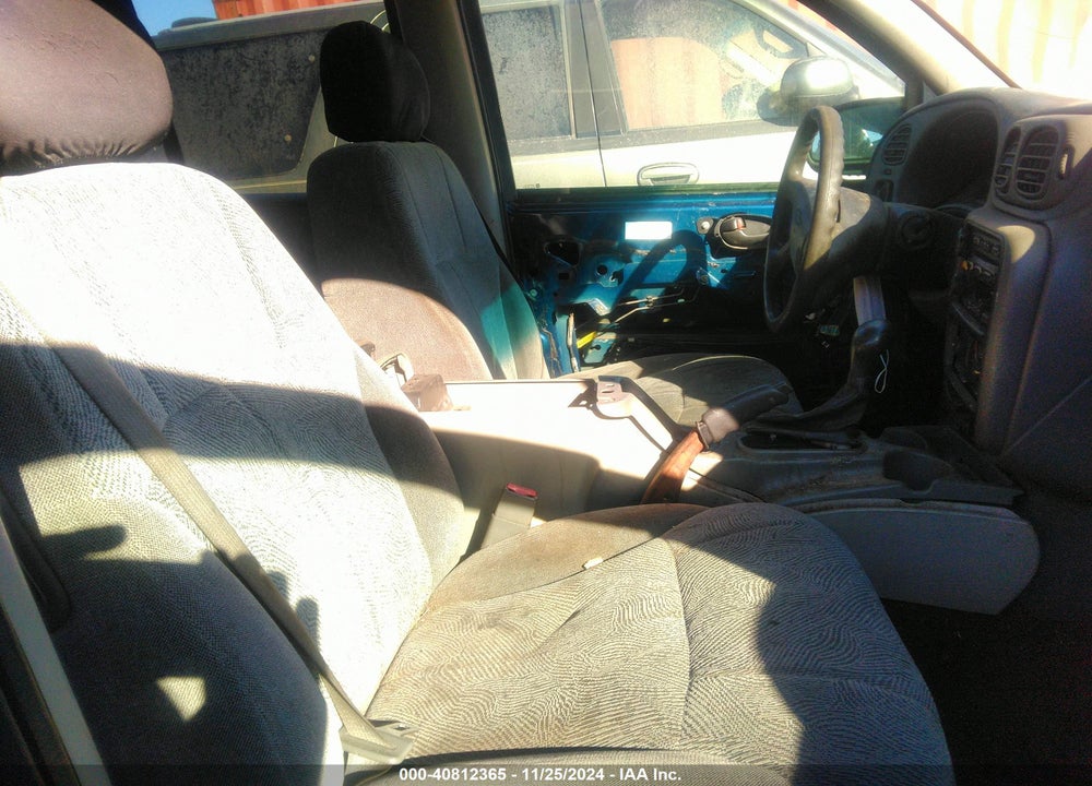 2004 CHEVROLET TRAILBLAZER EXT LT VIN: 1GNES16S146142737