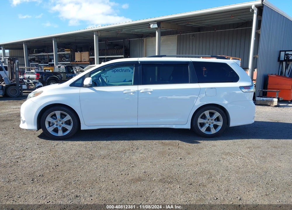 2012 TOYOTA SIENNA SE 8 PASSENGER VIN: 5TDXK3DC8CS251316