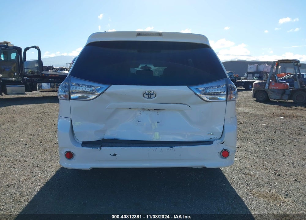 2012 TOYOTA SIENNA SE 8 PASSENGER VIN: 5TDXK3DC8CS251316