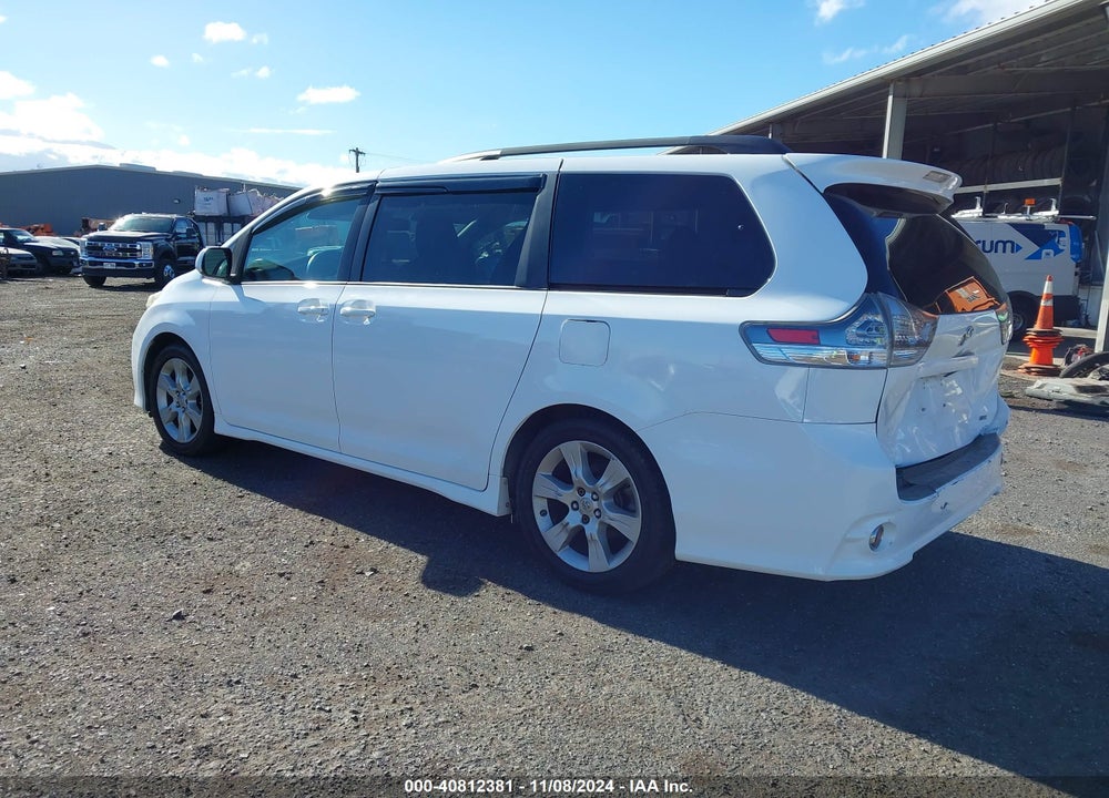2012 TOYOTA SIENNA SE 8 PASSENGER VIN: 5TDXK3DC8CS251316