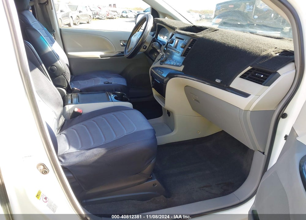 2012 TOYOTA SIENNA SE 8 PASSENGER VIN: 5TDXK3DC8CS251316