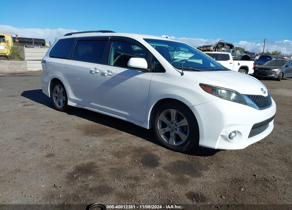 2012 TOYOTA SIENNA SE 8 PASSENGER VIN: 5TDXK3DC8CS251316