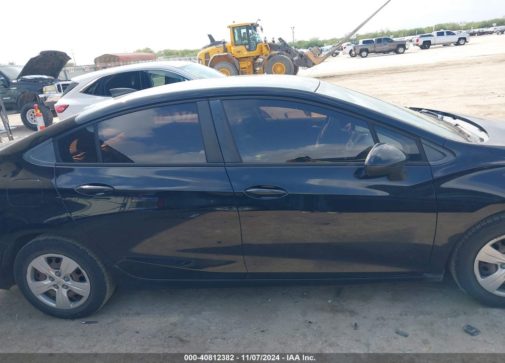 2017 CHEVROLET CRUZE VIN: 1G1BC5SMXH7193170