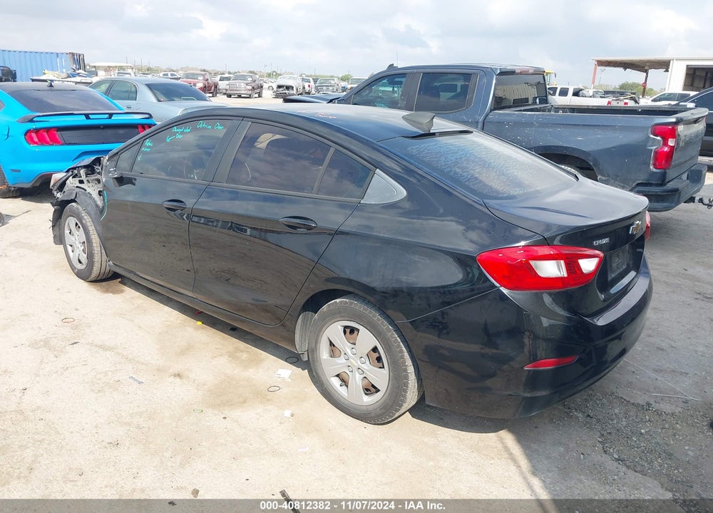 2017 CHEVROLET CRUZE VIN: 1G1BC5SMXH7193170