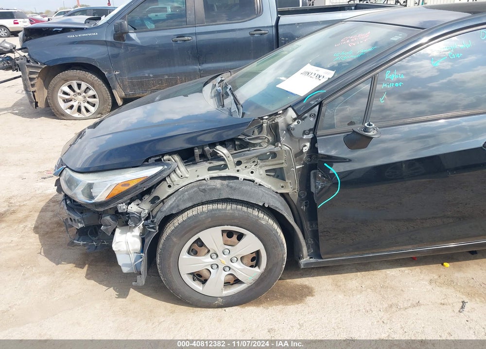 2017 CHEVROLET CRUZE VIN: 1G1BC5SMXH7193170