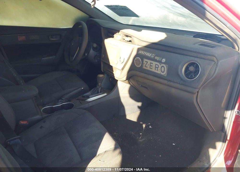 2017 TOYOTA COROLLA LE VIN: 2T1BURHE2HC926208